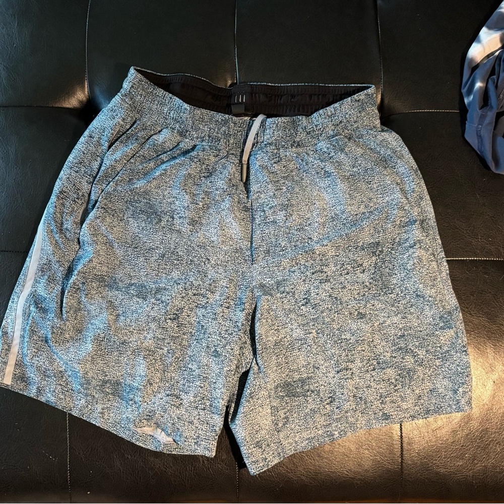LULULEMON Men’s Pace Breaker Shorts